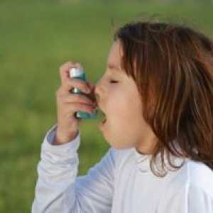 Astmatični bronhitis pri otrocih zdravljenja, simptomi, znaki, vzroki