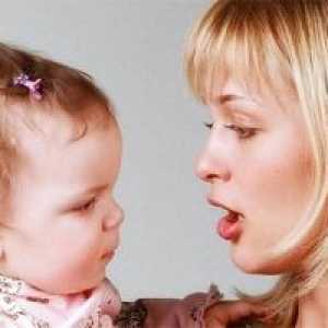Kako govoriti s svojim otrokom v starosti od 1 leta do 3 let