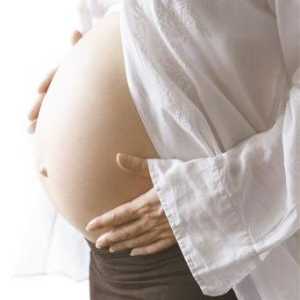 Črevesne težave med nosečnostjo