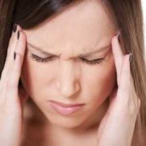 Cluster glavobol: Zdravljenje, vzroki, simptomi, znaki