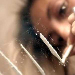 Kokain zastrupitve: simptomi, zdravljenje