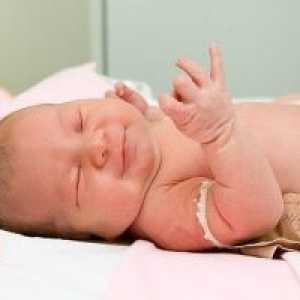 Prvi minut novorojenčka življenj