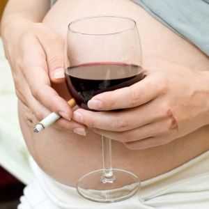 Slabe navade in nosečnost: alkohol, nikotin, droge